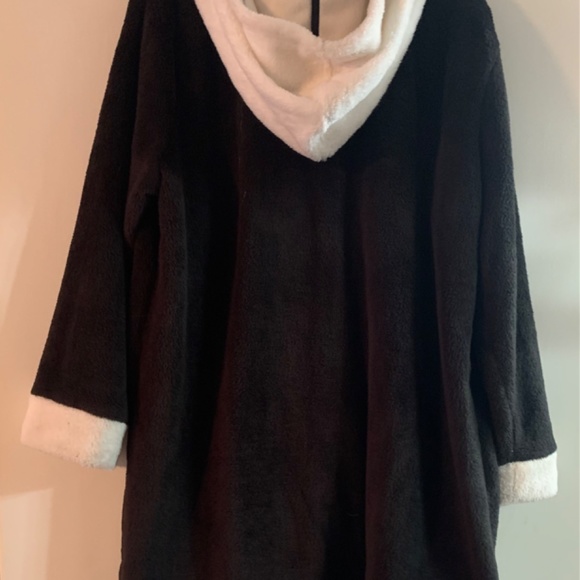 Microfleece Hooded Jacket - Picture 2 of 5